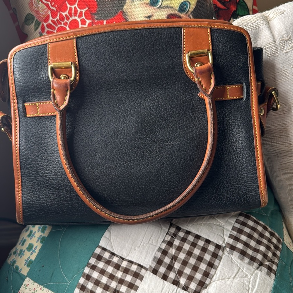 Dooney and Bourke Handbags - Picture 4 of 12
